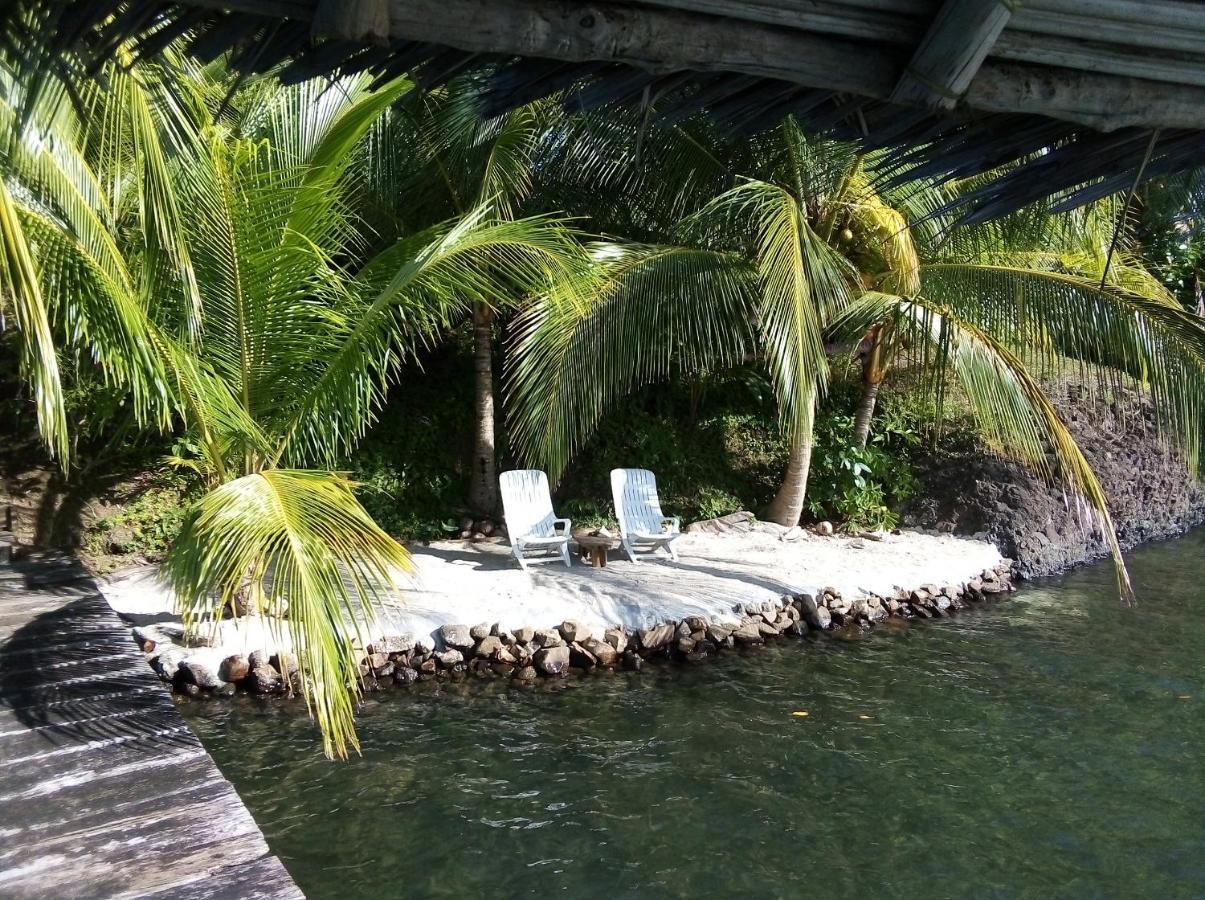El Toucan Loco floating lodge Tierra Oscura Exterior foto